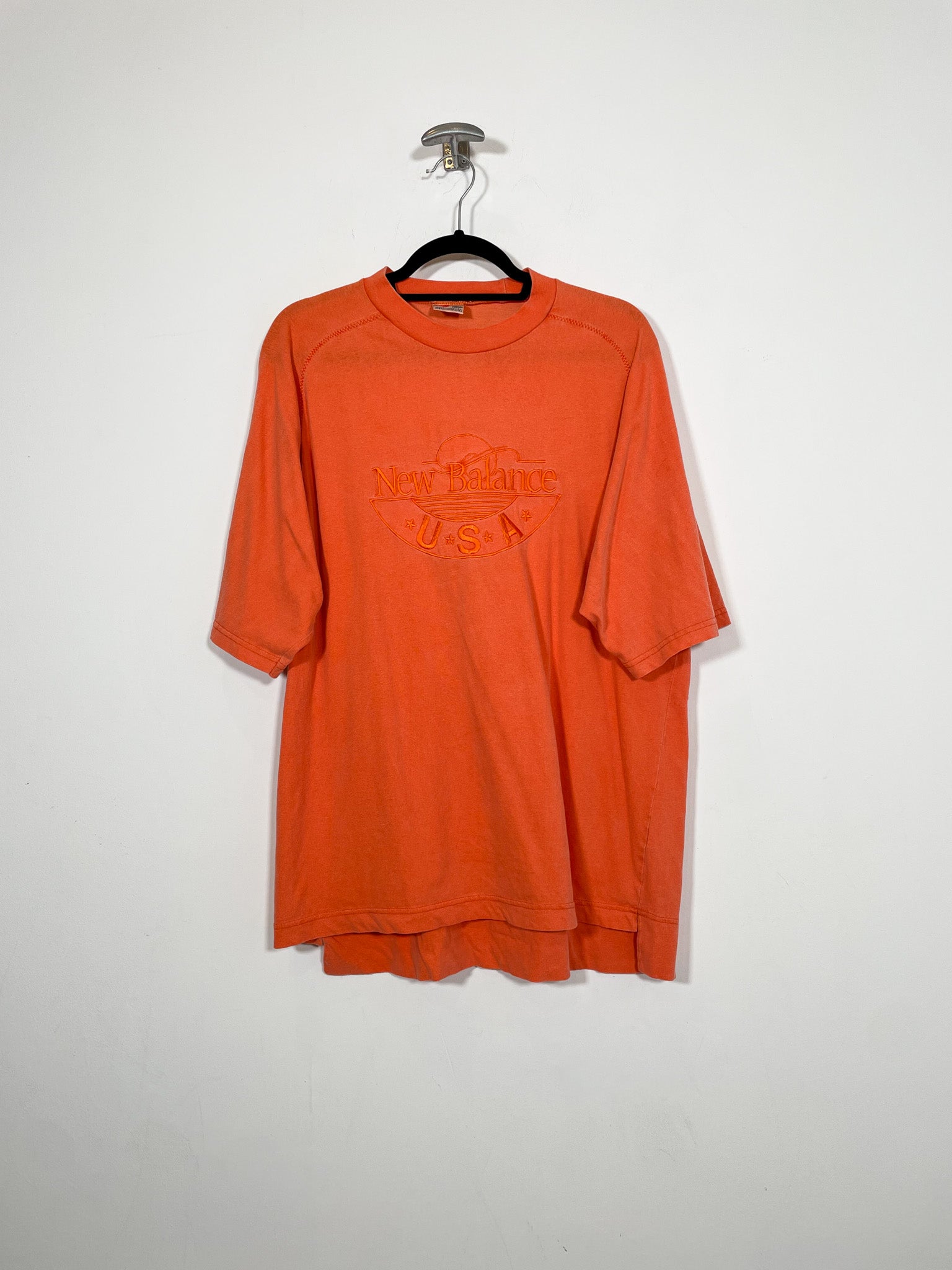 Camiseta New Balance - Talla L - Caramelo Vintage