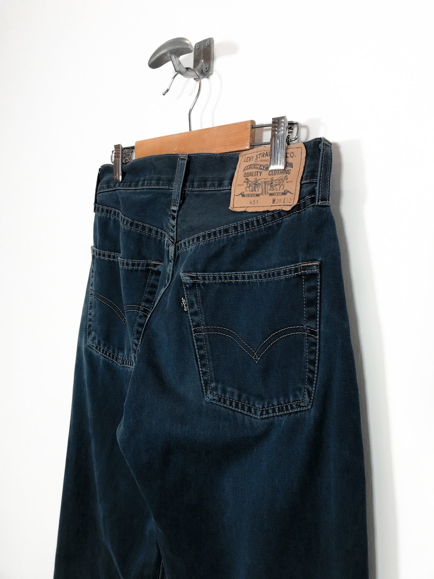 Pantalón Levi's 451  - Talla w28 L32 - UE 34 - Caramelo Vintage